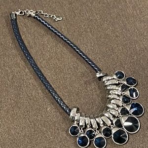 Venezia navy blue necklace with faux crystals and silver trim corded 16-18”💕